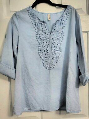 Evaless Light Blue Boho Crochet Lace Blouse Women's Medium Never Worn